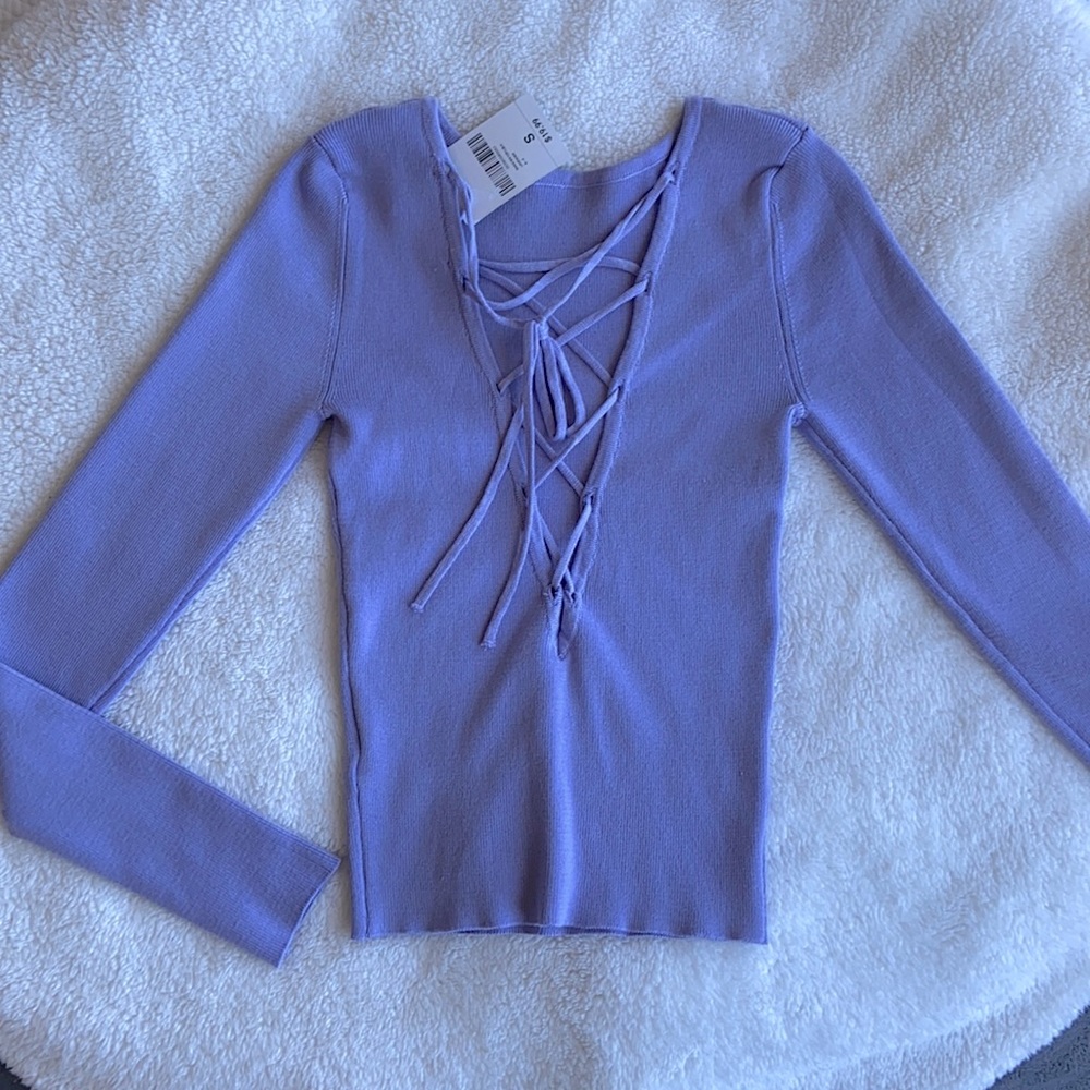 NEW Forever 21 sweater !